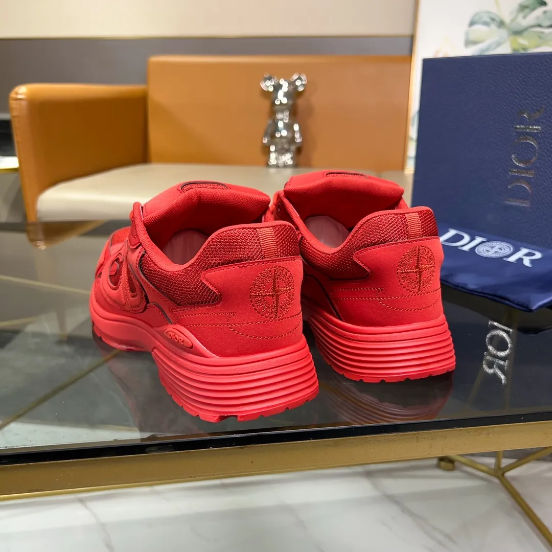 Men's Men's Shoes💰P460💰【DIOR】Dior's new B30 low-top sneakers✅ Carefully crafted from gray mesh fabric and white technical fabric, it features a CD30" graphic logo, and "DIO~B30" and "CD30" logos on the heel and tongue. The extra-light sculpted rubber sole is paired with iconic embellishments to enhance style, and internal stretch details create an ideal and comfortable wearing experience. Can be matched with a variety of casual looks to highlight a fashionable and modern sports style. Size: 38-44 (45 can be customized)